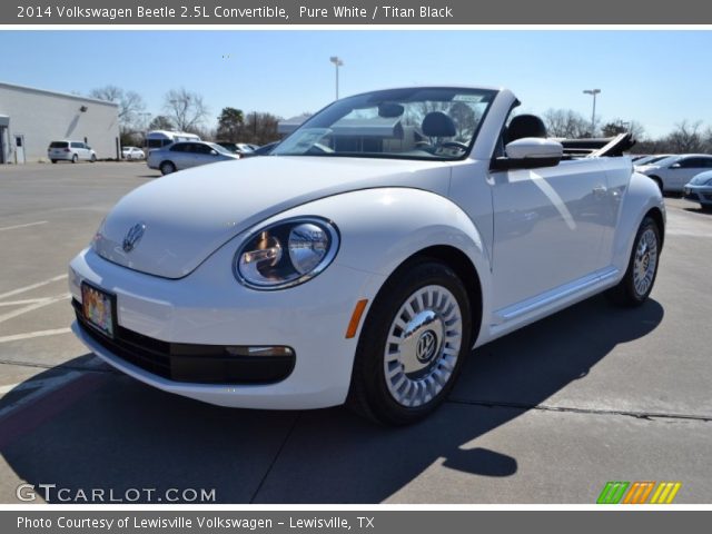 2014 Volkswagen Beetle 2.5L Convertible in Pure White