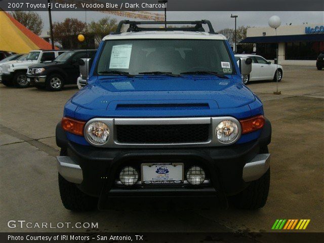 2007 Toyota FJ Cruiser  in Voodoo Blue