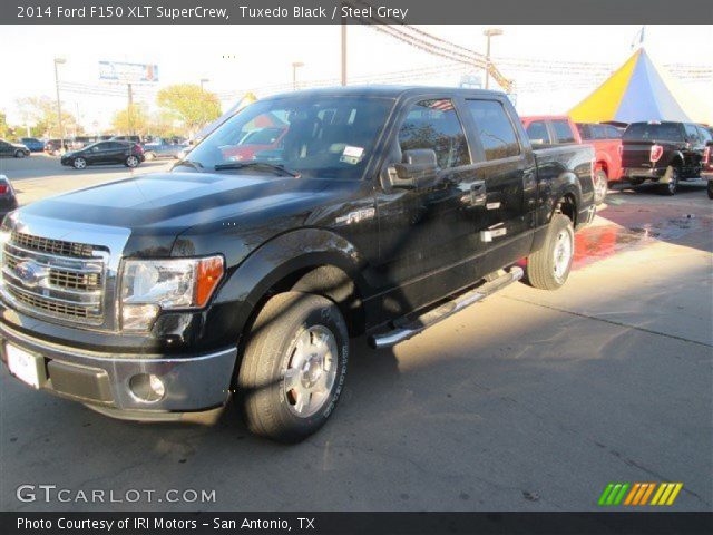 2014 Ford F150 XLT SuperCrew in Tuxedo Black