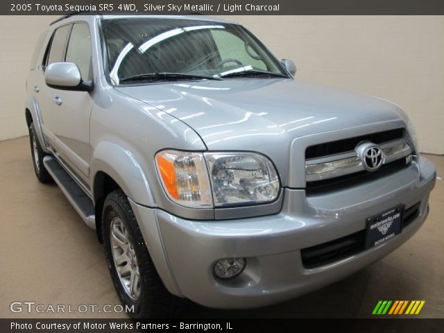 2005 Toyota Sequoia SR5 4WD in Silver Sky Metallic
