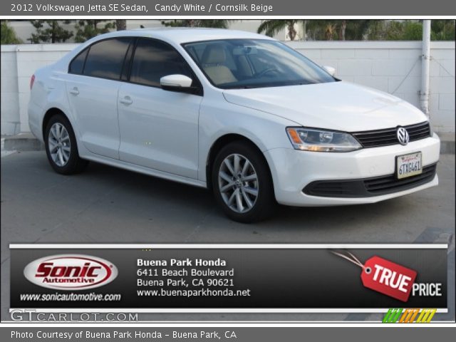 2012 Volkswagen Jetta SE Sedan in Candy White