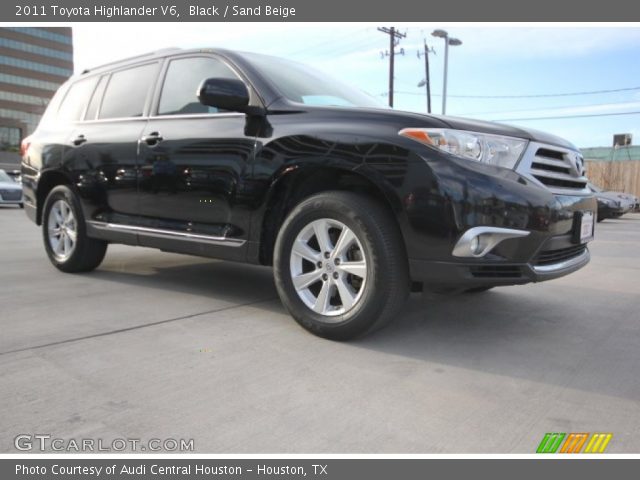 2011 Toyota Highlander V6 in Black
