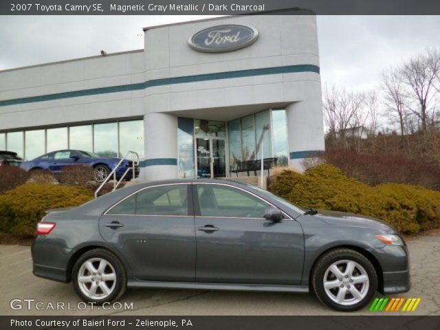 2007 Toyota Camry SE in Magnetic Gray Metallic