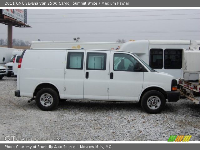 2011 GMC Savana Van 2500 Cargo in Summit White