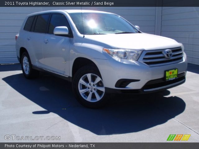 2011 Toyota Highlander  in Classic Silver Metallic
