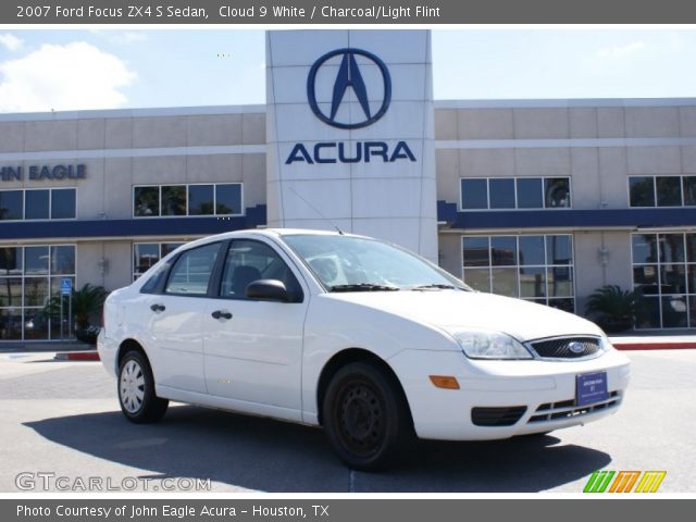 2007 Ford Focus ZX4 S Sedan in Cloud 9 White