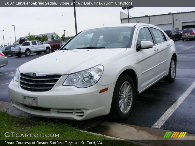 2007 Chrysler Sebring Sedan in Stone White