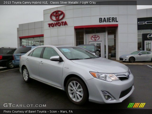 2013 Toyota Camry Hybrid XLE in Classic Silver Metallic