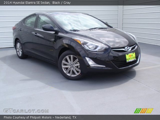 2014 Hyundai Elantra SE Sedan in Black