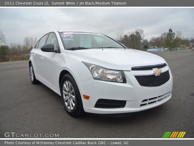 2011 Chevrolet Cruze LS in Summit White