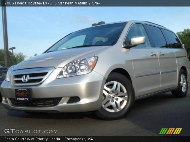 2006 Honda Odyssey EX-L in Silver Pearl Metallic