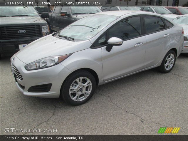 2014 Ford Fiesta SE Sedan in Ingot Silver