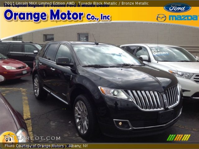 2011 Lincoln MKX Limited Edition AWD in Tuxedo Black Metallic