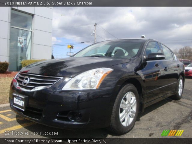 2010 Nissan Altima 2.5 S in Super Black