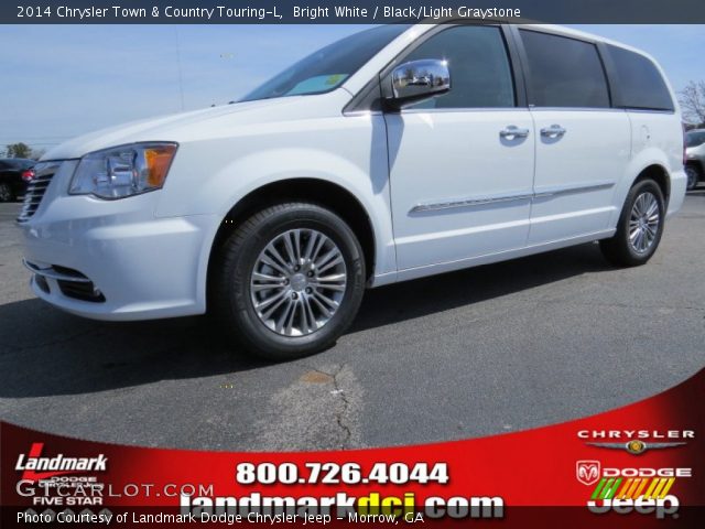 2014 Chrysler Town & Country Touring-L in Bright White