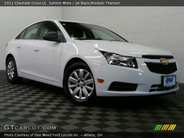 2011 Chevrolet Cruze LS in Summit White