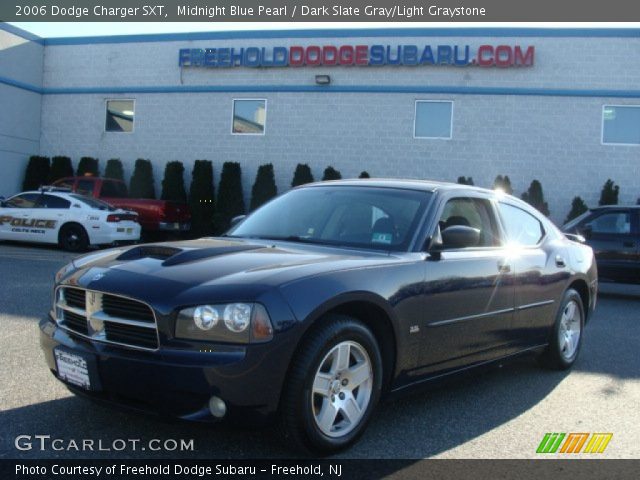 2006 Dodge Charger SXT in Midnight Blue Pearl