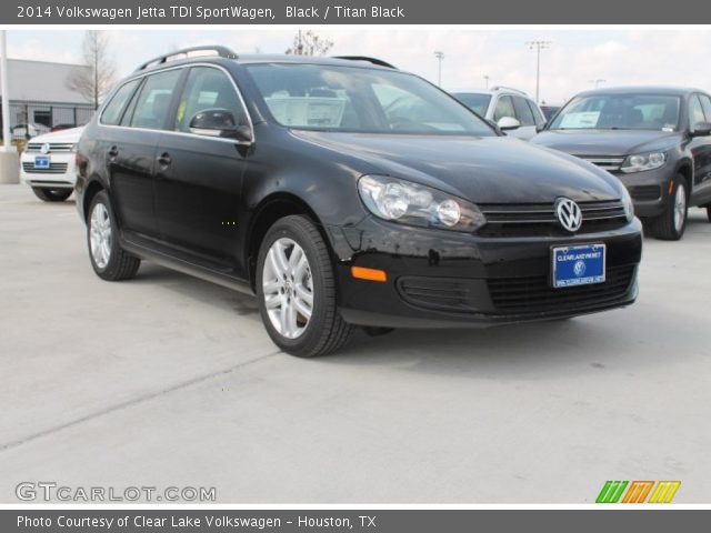 2014 Volkswagen Jetta TDI SportWagen in Black