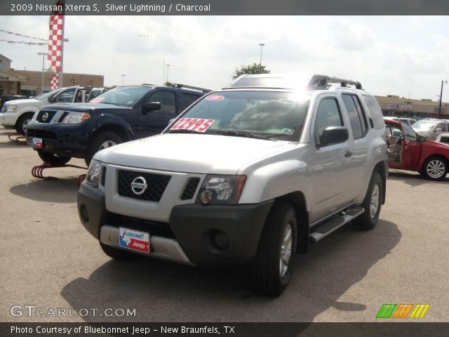 2009 Nissan Xterra S in Silver Lightning