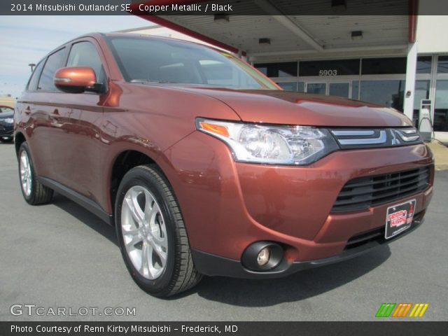2014 Mitsubishi Outlander SE in Copper Metallic