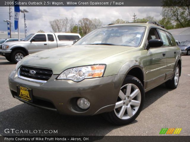 2006 Subaru Outback 2.5i Wagon in Willow Green Opalescent