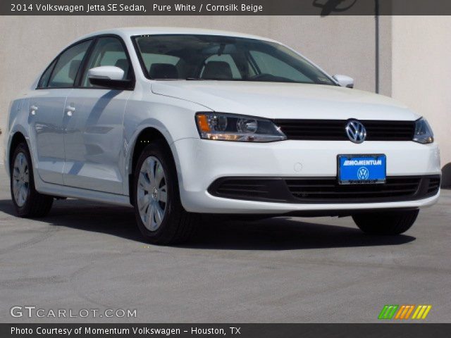 2014 Volkswagen Jetta SE Sedan in Pure White