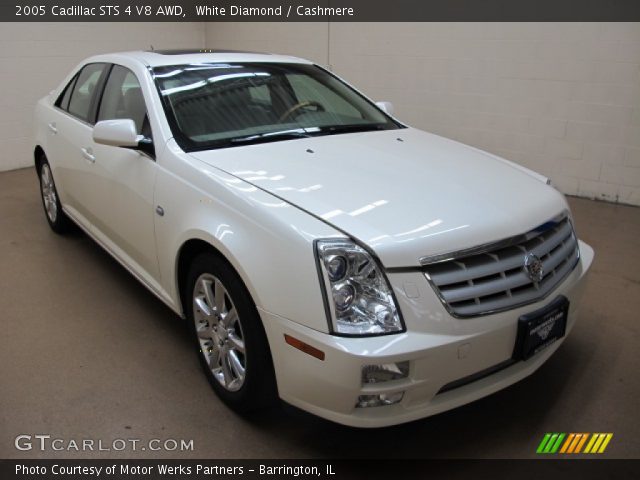 2005 Cadillac STS 4 V8 AWD in White Diamond
