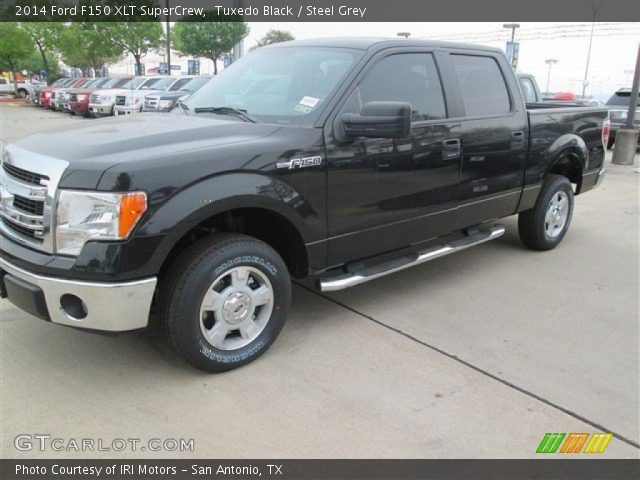 2014 Ford F150 XLT SuperCrew in Tuxedo Black