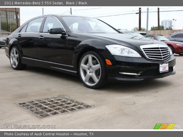 2011 Mercedes-Benz S 550 Sedan in Black