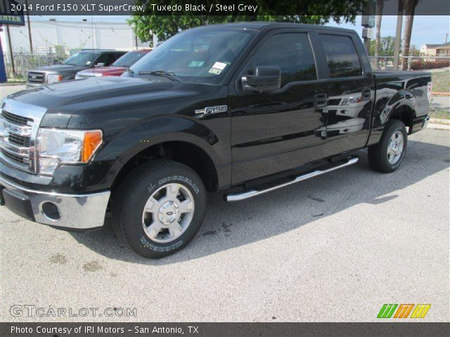 2014 Ford F150 XLT SuperCrew in Tuxedo Black