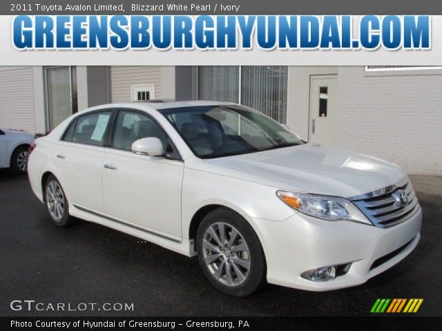 2011 Toyota Avalon Limited in Blizzard White Pearl