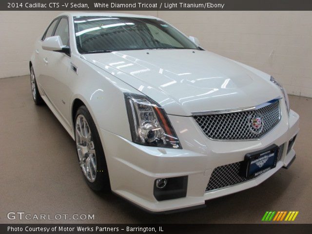 2014 Cadillac CTS -V Sedan in White Diamond Tricoat