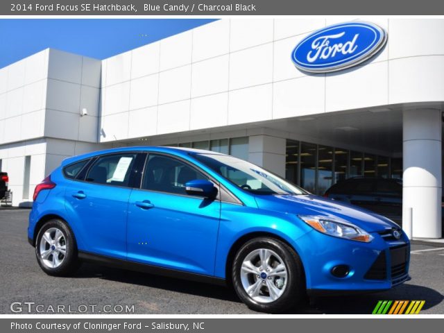 2014 Ford Focus SE Hatchback in Blue Candy