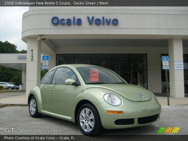 2008 Volkswagen New Beetle S Coupe in Gecko Green