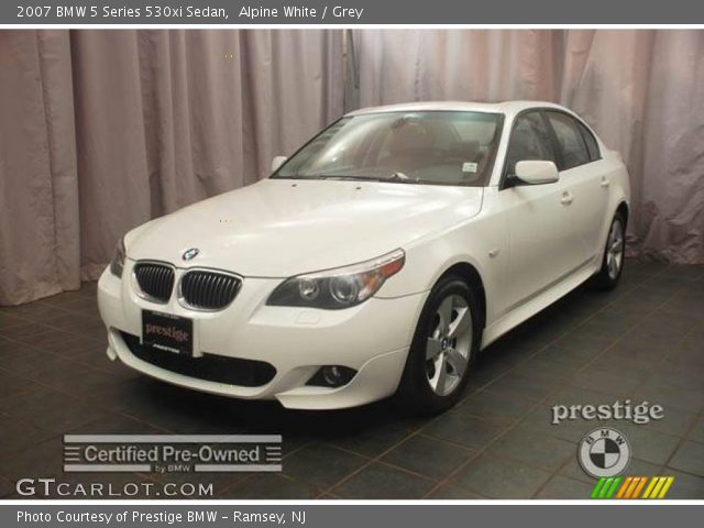 2007 BMW 5 Series 530xi Sedan in Alpine White