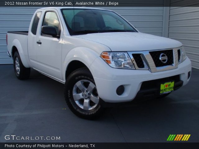 2012 Nissan Frontier SV V6 King Cab in Avalanche White