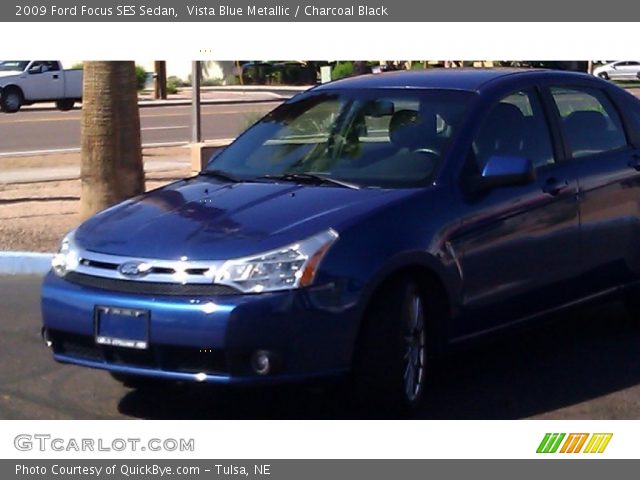 2009 Ford Focus SES Sedan in Vista Blue Metallic