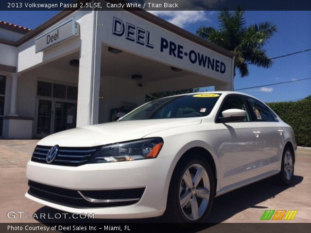 2013 Volkswagen Passat 2.5L SE in Candy White