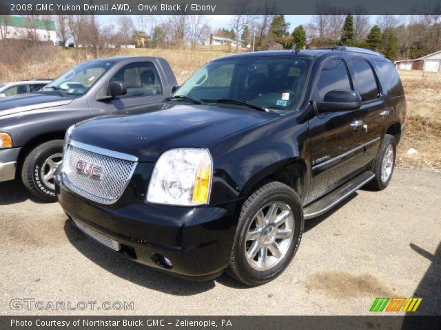 2008 GMC Yukon Denali AWD in Onyx Black
