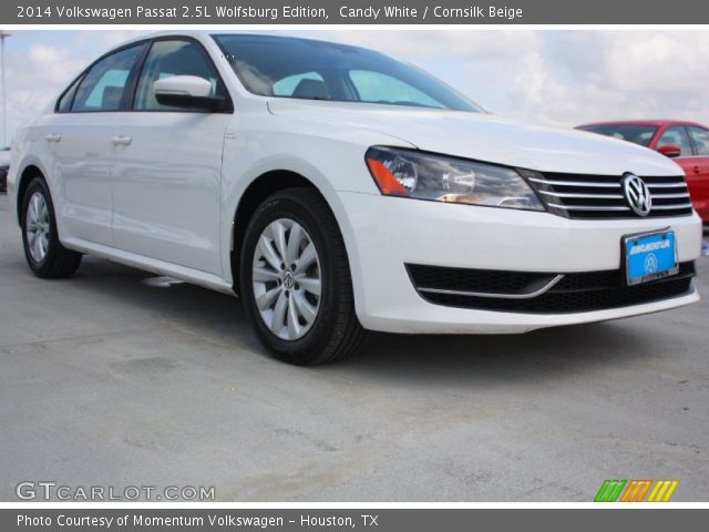 2014 Volkswagen Passat 2.5L Wolfsburg Edition in Candy White