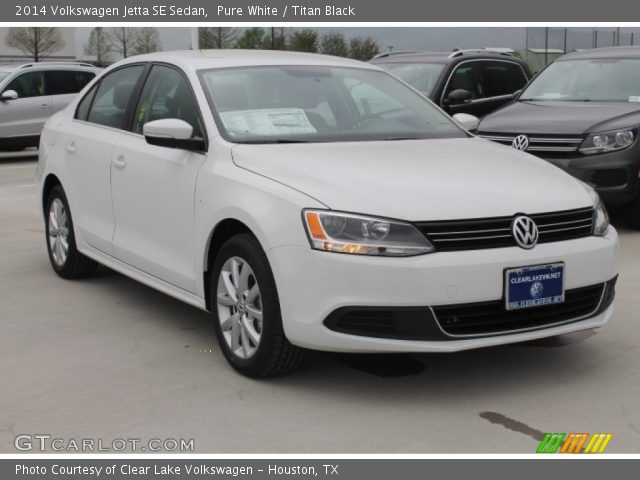 2014 Volkswagen Jetta SE Sedan in Pure White