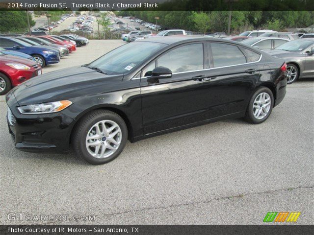 2014 Ford Fusion SE in Tuxedo Black