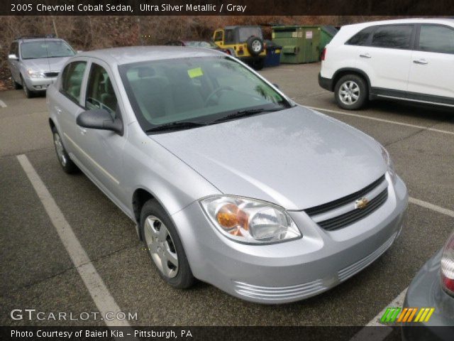 2005 Chevrolet Cobalt Sedan in Ultra Silver Metallic