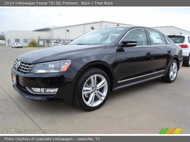 2014 Volkswagen Passat TDI SEL Premium in Black