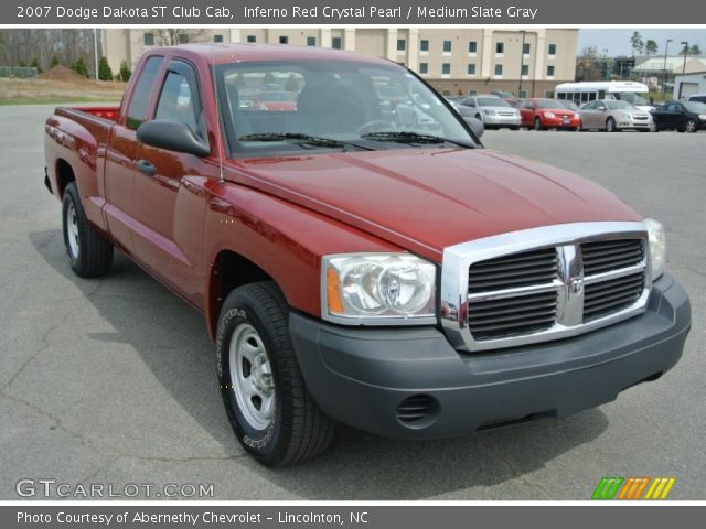 2007 Dodge Dakota ST Club Cab in Inferno Red Crystal Pearl