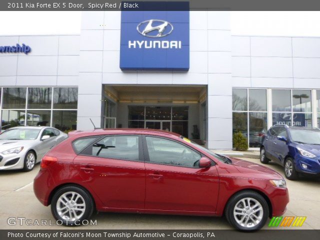 2011 Kia Forte EX 5 Door in Spicy Red