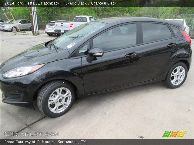 2014 Ford Fiesta SE Hatchback in Tuxedo Black