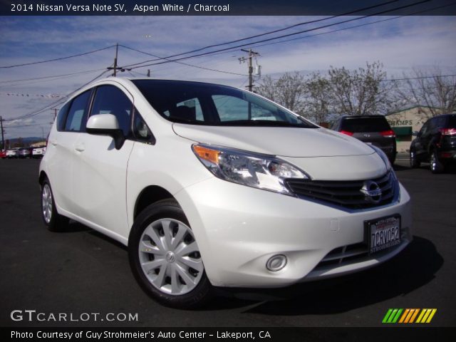 2014 Nissan Versa Note SV in Aspen White