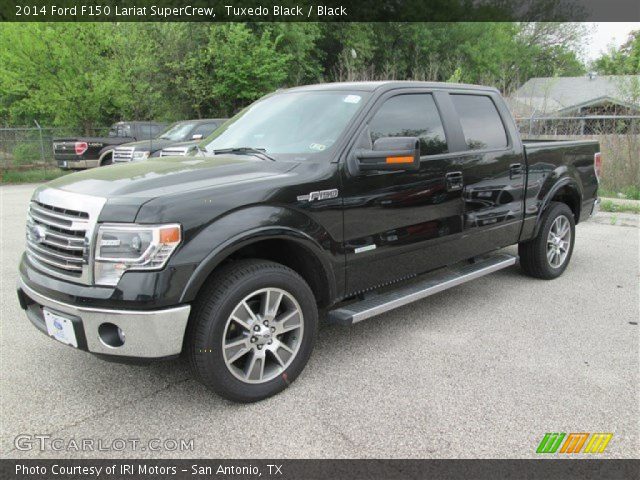 2014 Ford F150 Lariat SuperCrew in Tuxedo Black