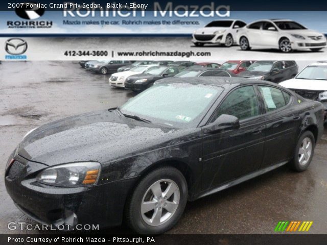 2007 Pontiac Grand Prix Sedan in Black